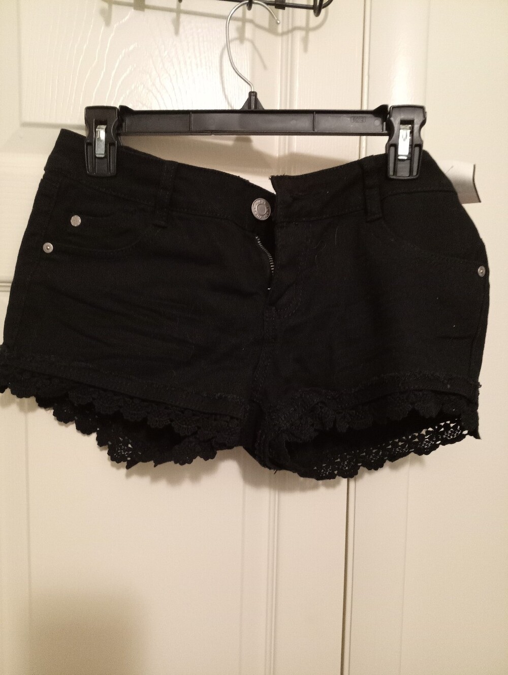 . - Picture 8 of 16